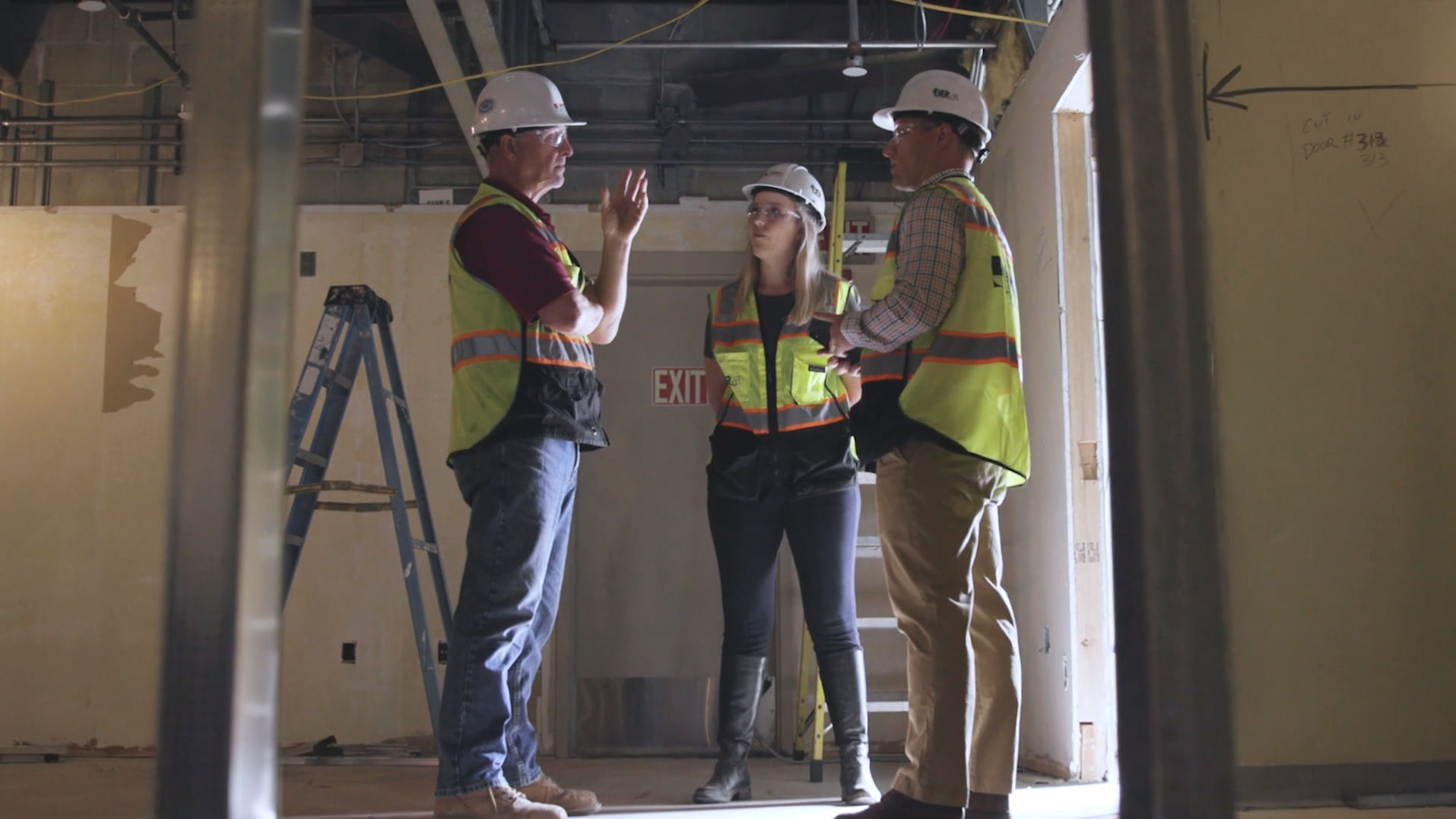 5 Reasons Why Girls and Women Should Consider a Career in Construction